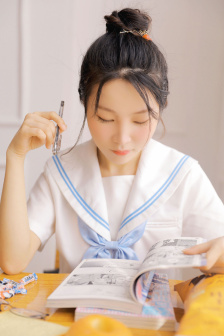 玩偶姐姐她的秘密在线观看